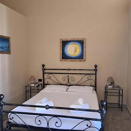 Palazzo Castellano Bed and Breakfast *