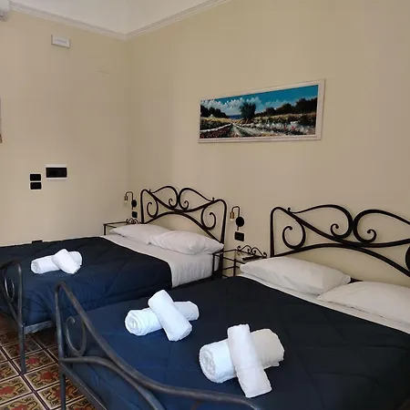 לינה וארוחת בוקר Palazzo Castellano *